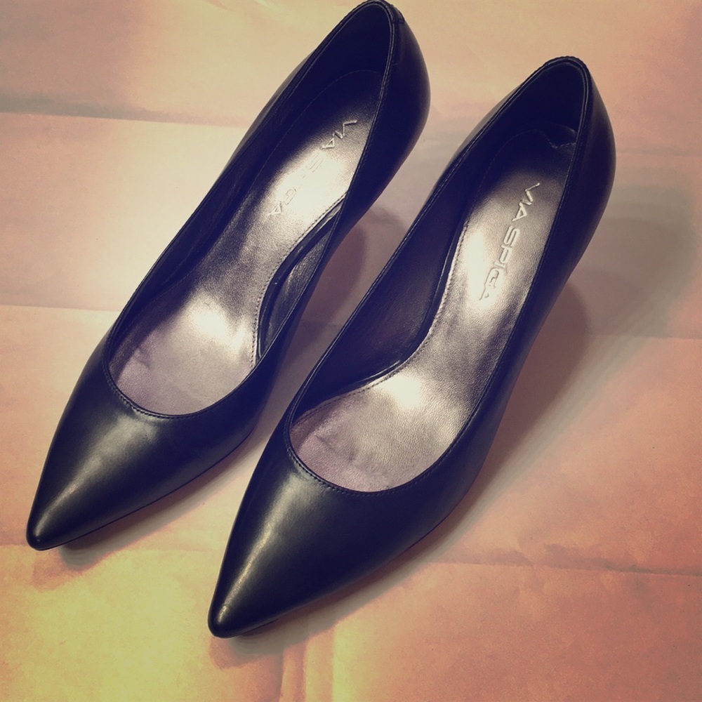 Via Spiga pumps